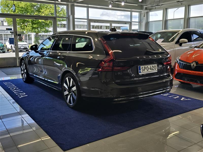 Volvo V90 2024, kuva 3/23