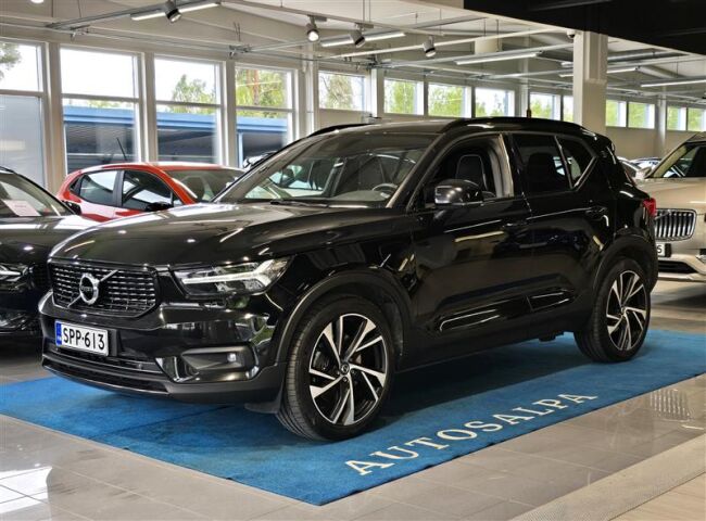 volvo XC40 T5 TWIN ENGINE R-DESIGN BUSINESS AUT