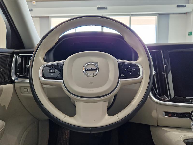 Volvo V60 T6 TWE AWD INSCRIPTION TAKUU 24KK/40TKM
