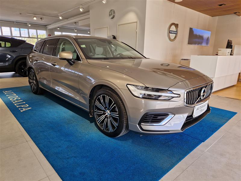 Volvo V60 2022, kuva 2/28