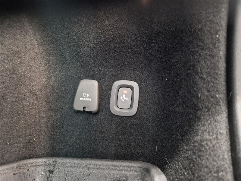 Volvo V60 T6 TWE AWD INSCRIPTION TAKUU 24KK/40TKM