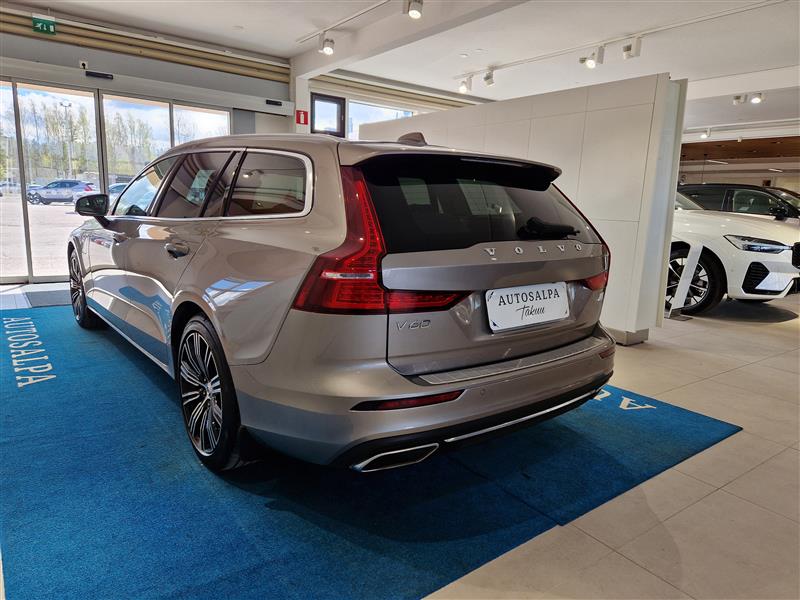 Volvo V60 2022, kuva 5/28