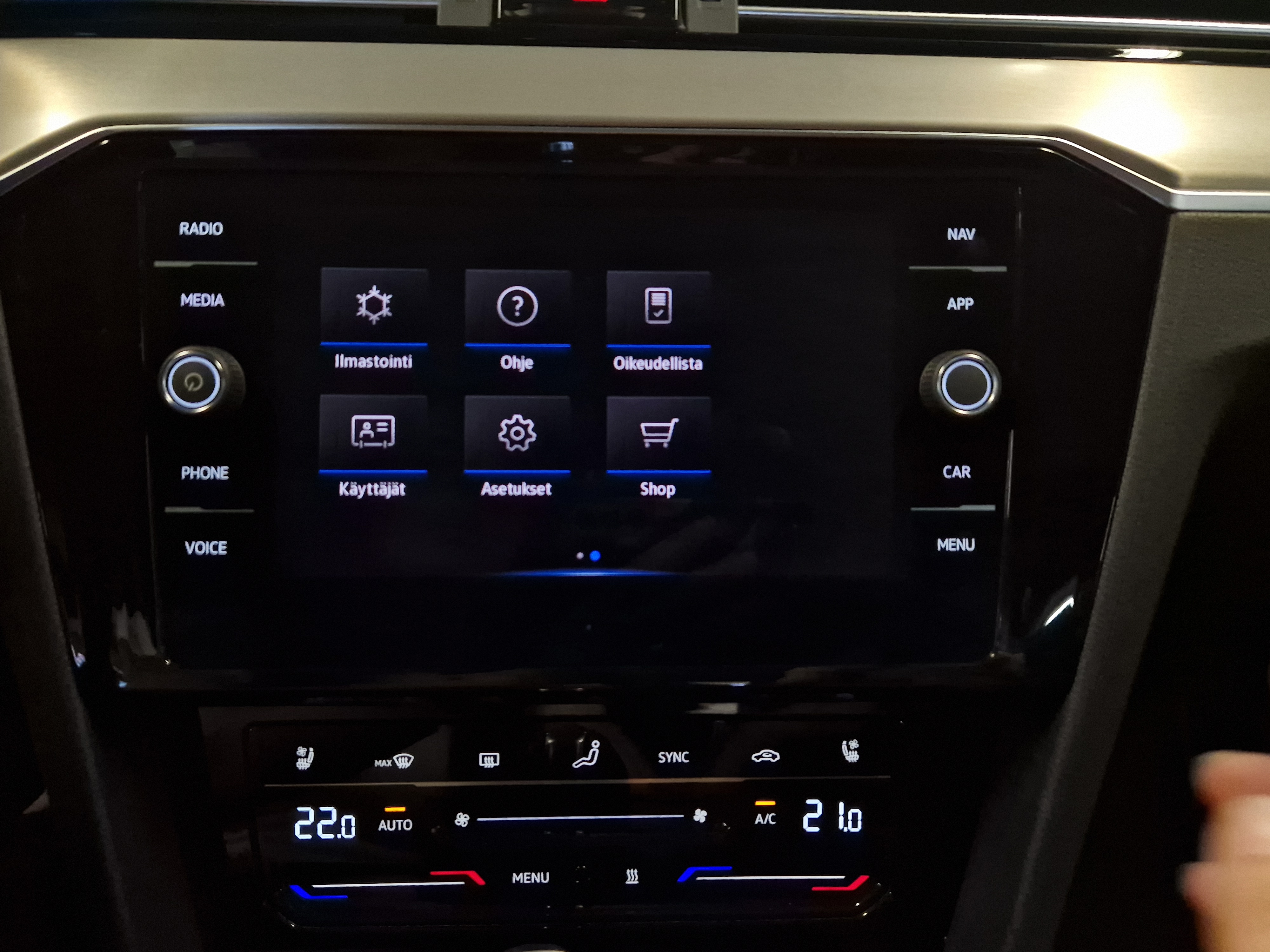 Volkswagen PASSAT VARIANT R-LINE BUSINESS 2,0 TDI 110 KW DSG
