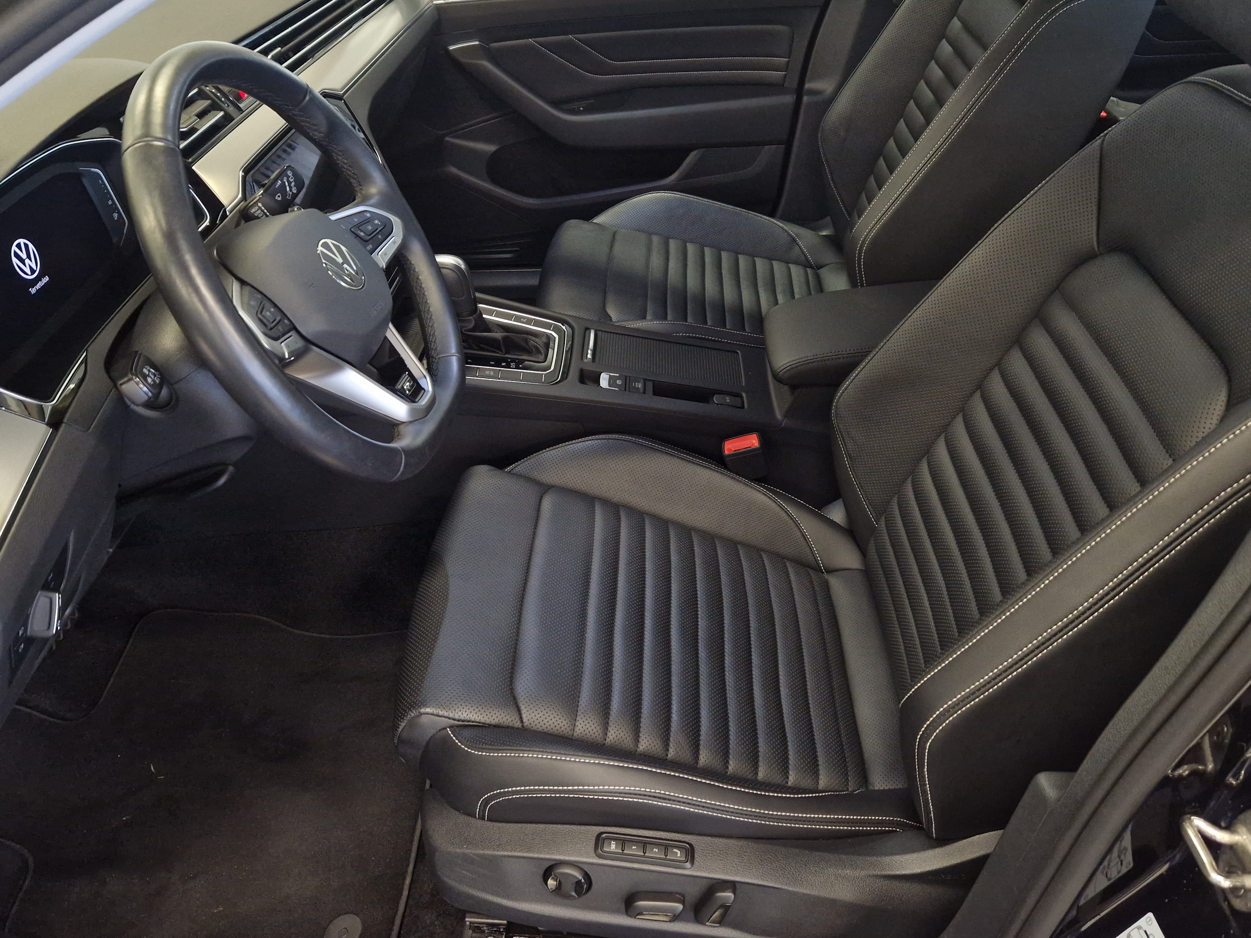 Volkswagen Passat 2024, kuva 6/16