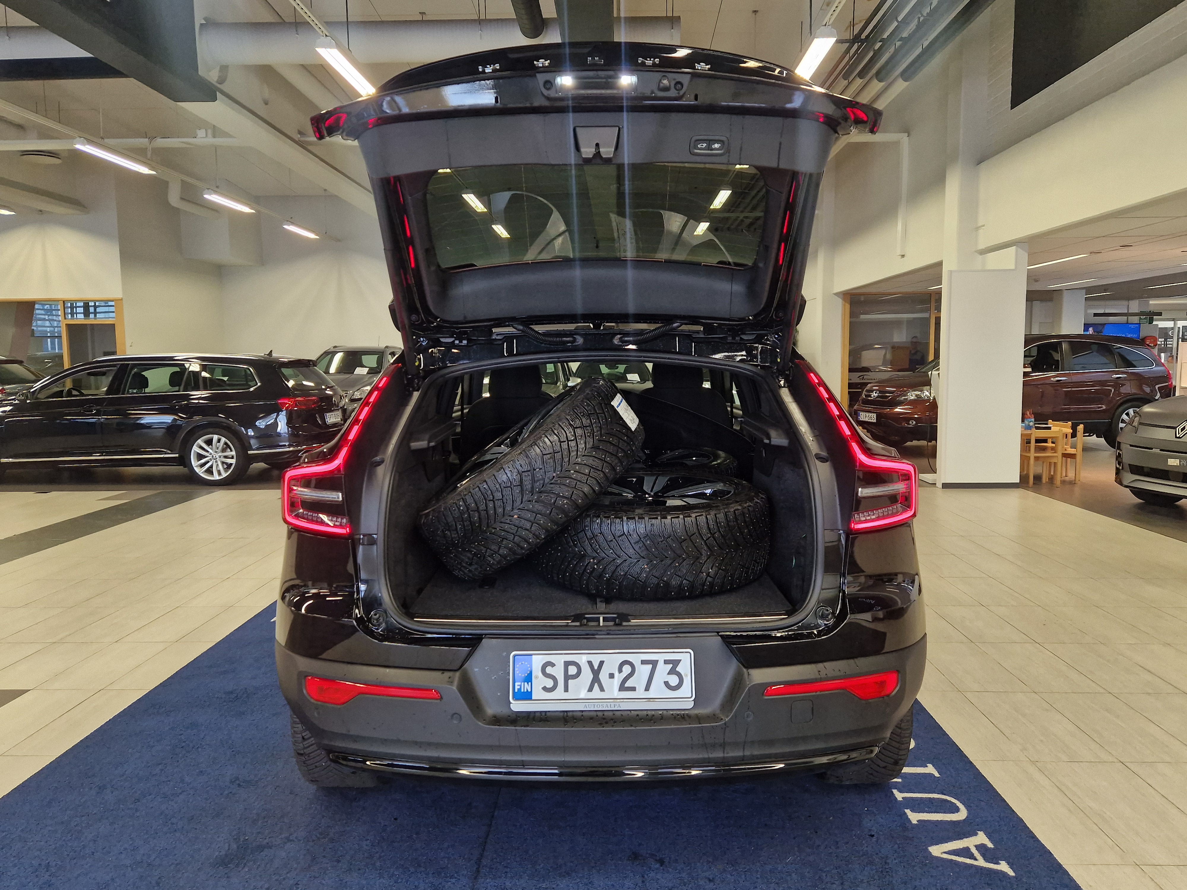 Volvo C40 Recharge Twin Plus 2024, bild 4/19