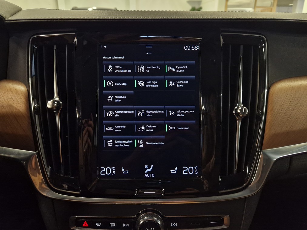Volvo V90 D3 BUSINESS INSCRIPTION AUT