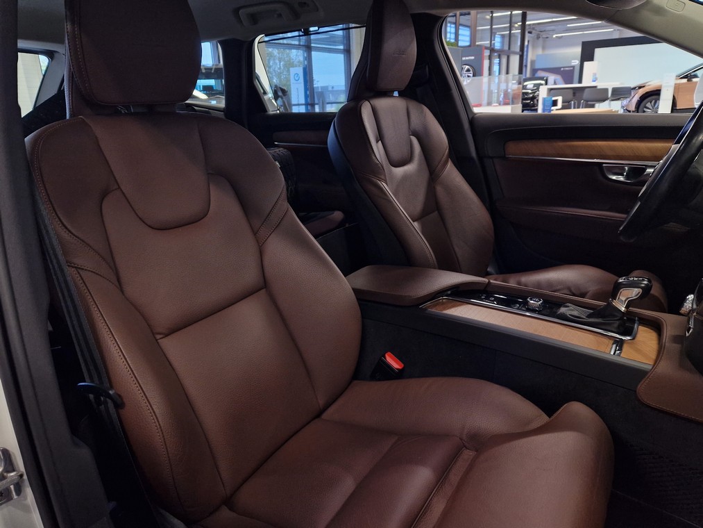 Volvo V90 D3 BUSINESS INSCRIPTION AUT