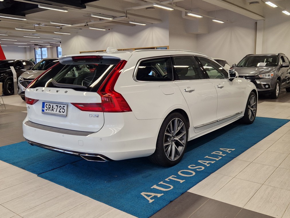 Volvo V90 D3 BUSINESS INSCRIPTION AUT