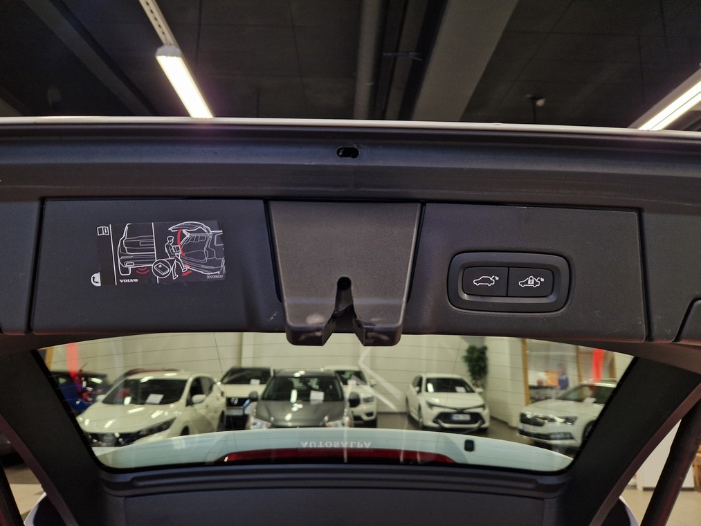 Volvo V90 D3 BUSINESS INSCRIPTION AUT