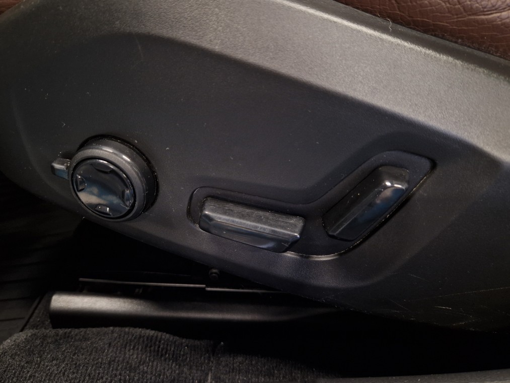 Volvo V90 D3 BUSINESS INSCRIPTION AUT
