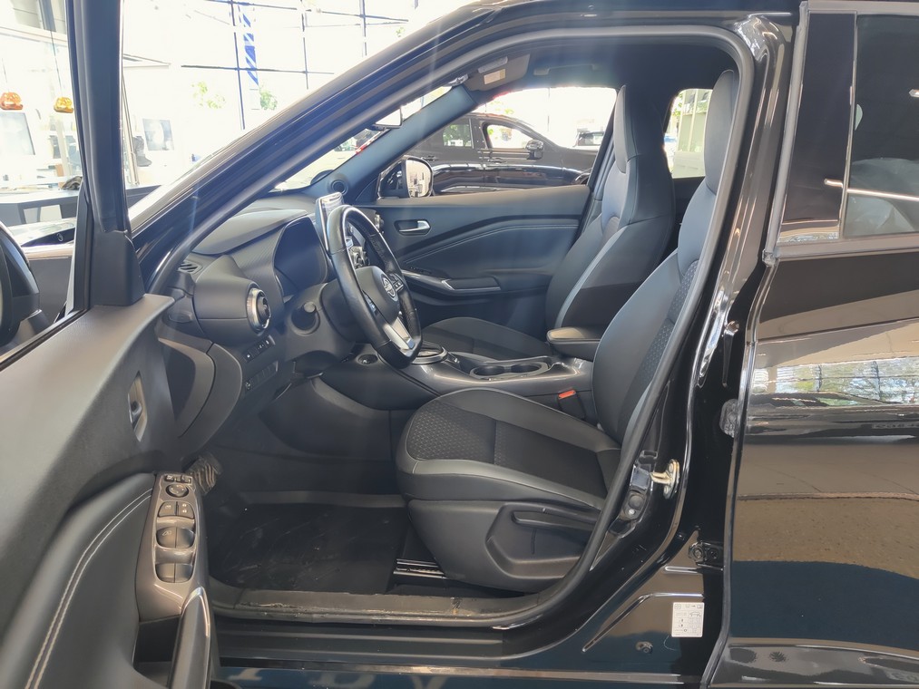 Nissan JUKE DIG-T 143HP 4AMT N-CONNECTA + NAVI HEV
