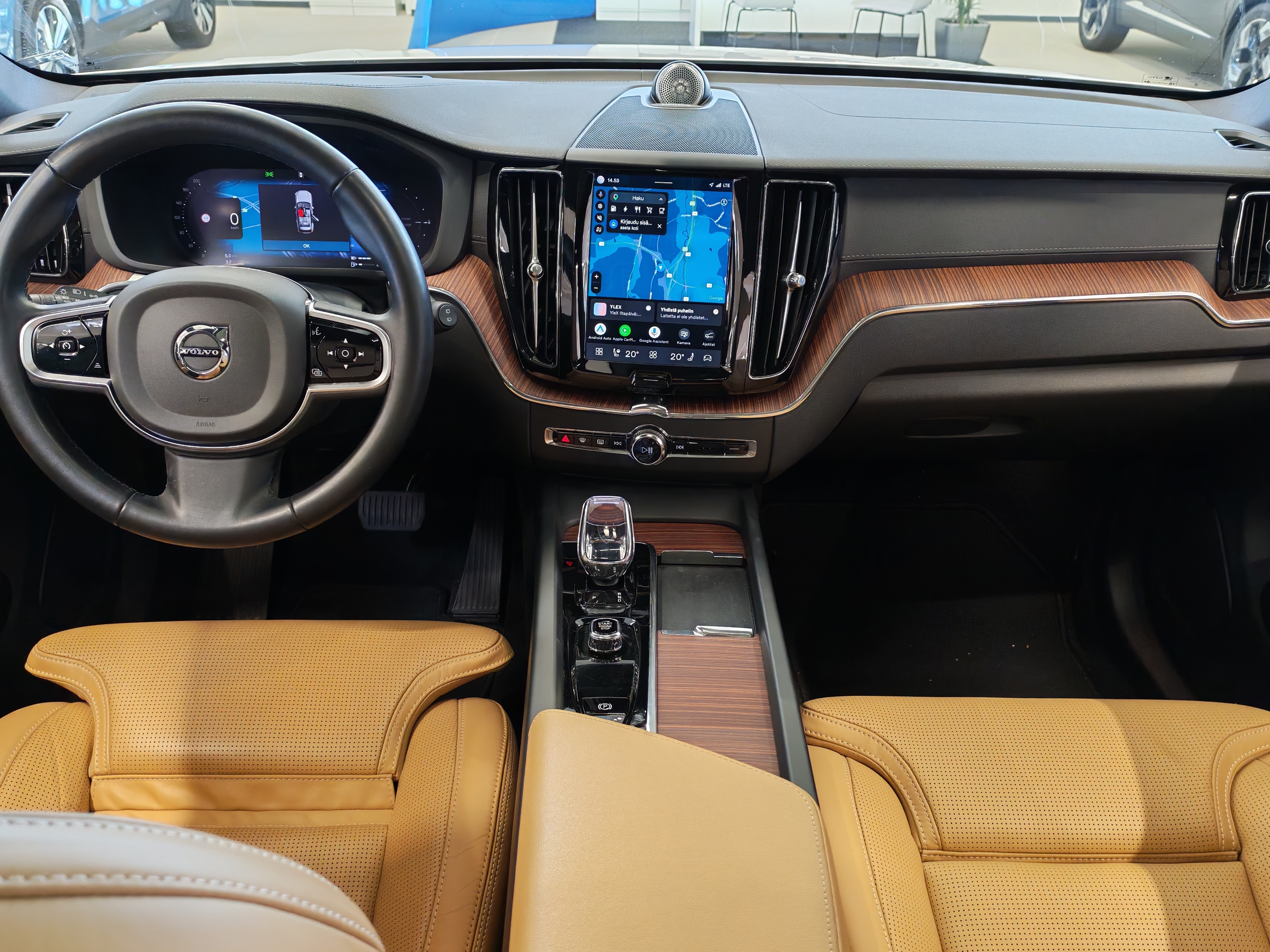 Volvo XC60 2025, kuva 4/25