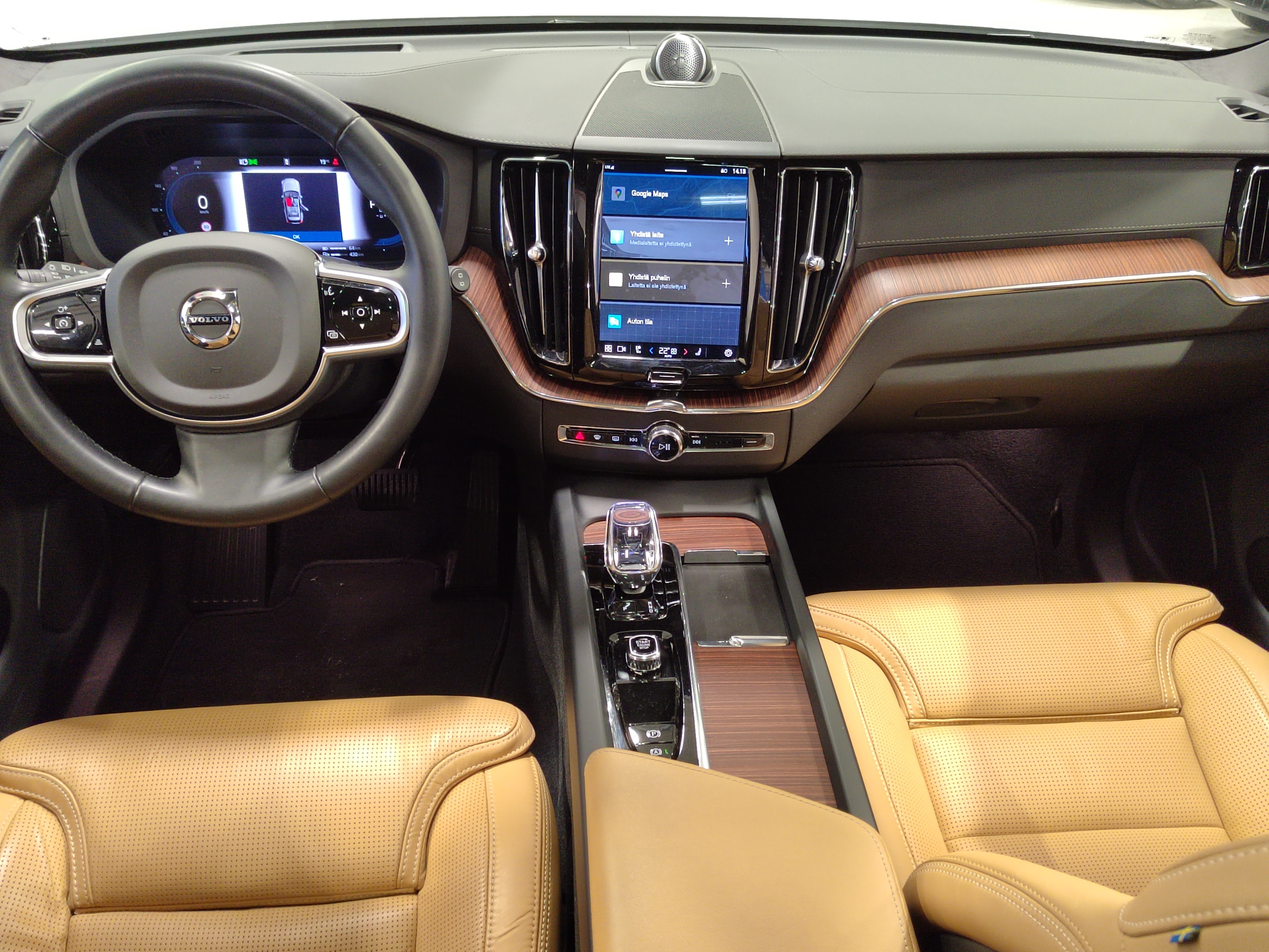 Volvo XC60 T6 AWD LONG RANGE ULTRA PRO DARK TAKUU 24KK/40TKM
