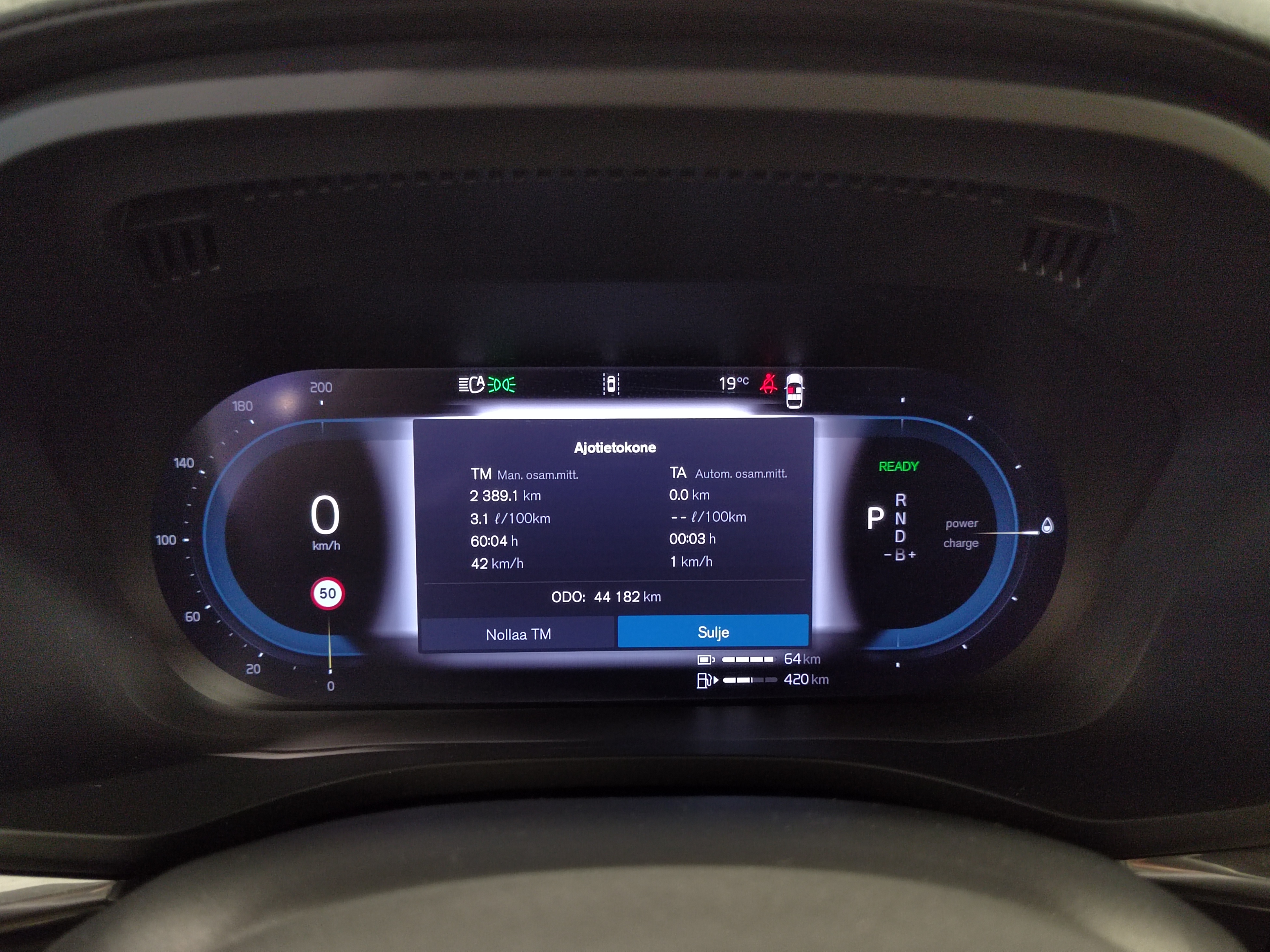 Volvo XC60 T6 AWD LONG RANGE ULTRA PRO DARK TAKUU 24KK/40TKM