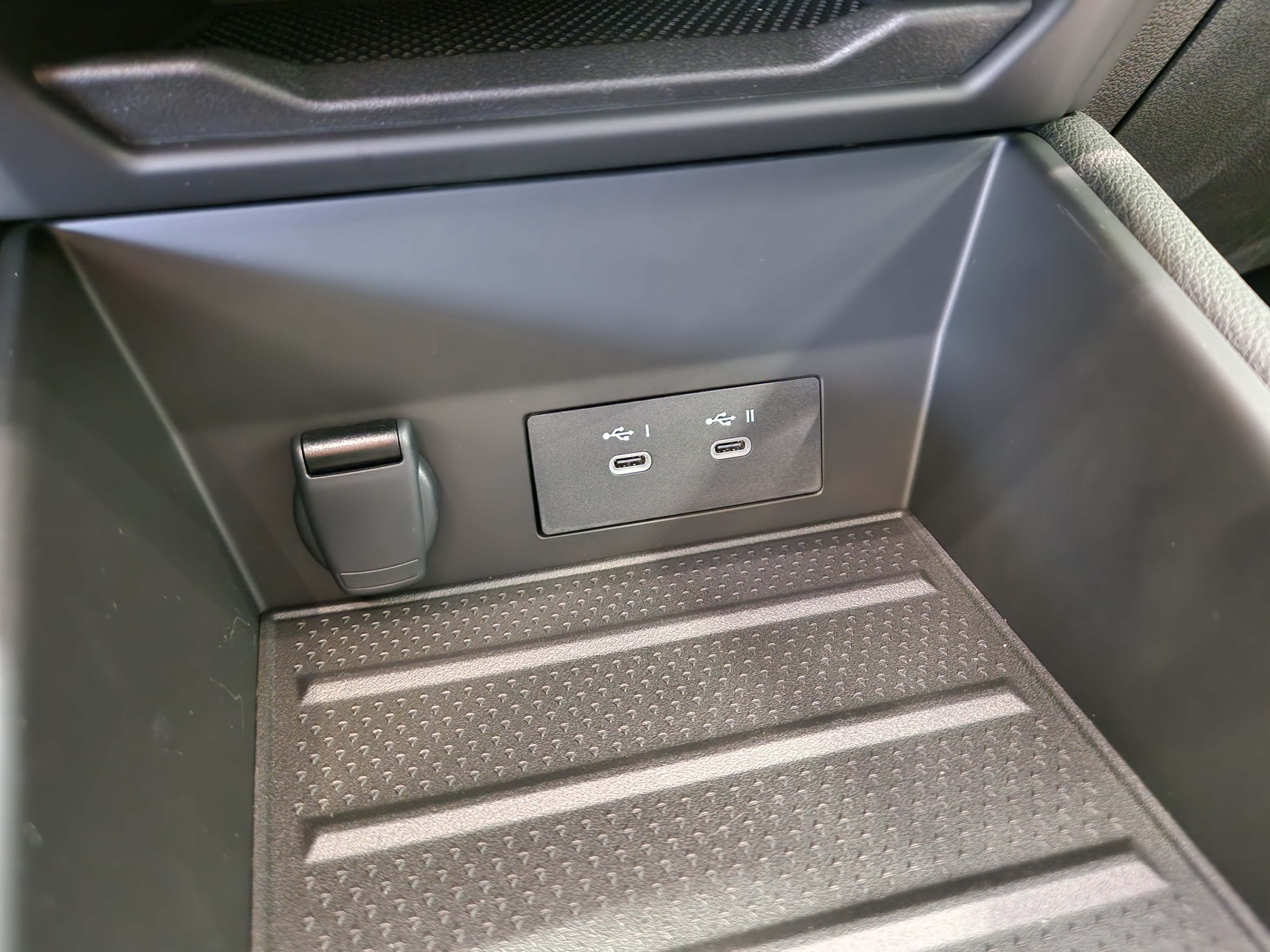 Renault SYMBIOZ E-TECH FULL HYBRID 145 TECHNO