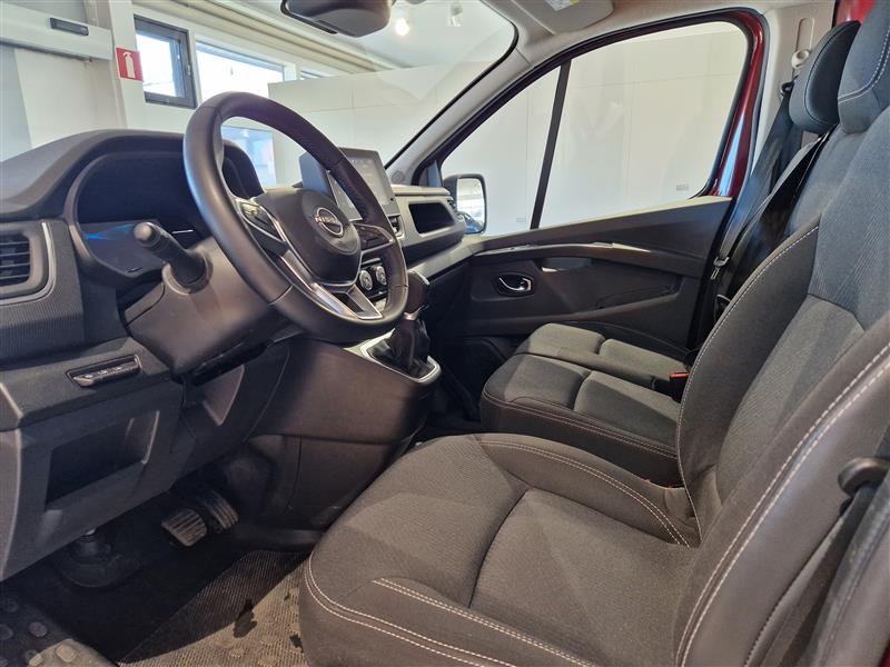 Nissan Primastar 2025, photo 7/19