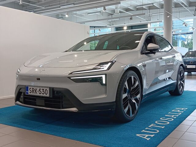 polestar 4 LONG RANGE DUAL MOTOR PLUS PERFORMANCE