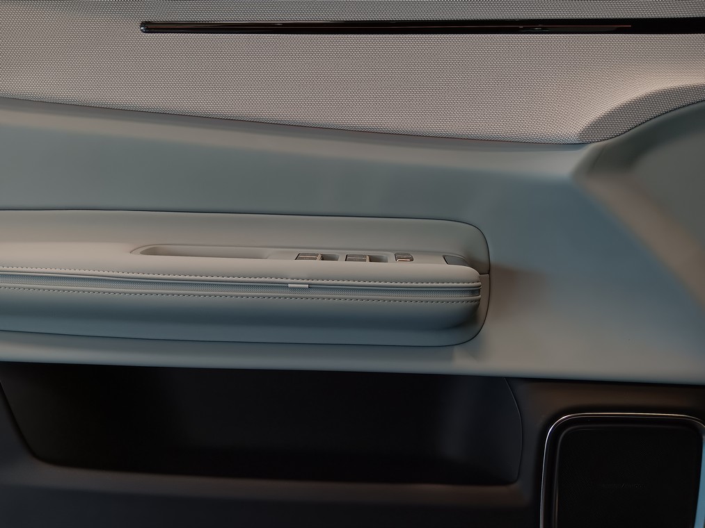 Polestar 4 LONG RANGE DUAL MOTOR PLUS PERFORMANCE