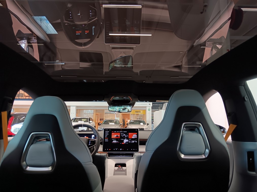 Polestar 4 LONG RANGE DUAL MOTOR PLUS PERFORMANCE