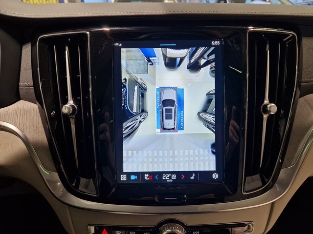 Volvo V60 T6 AWD LONG RANGE ULTRA BRIGHT