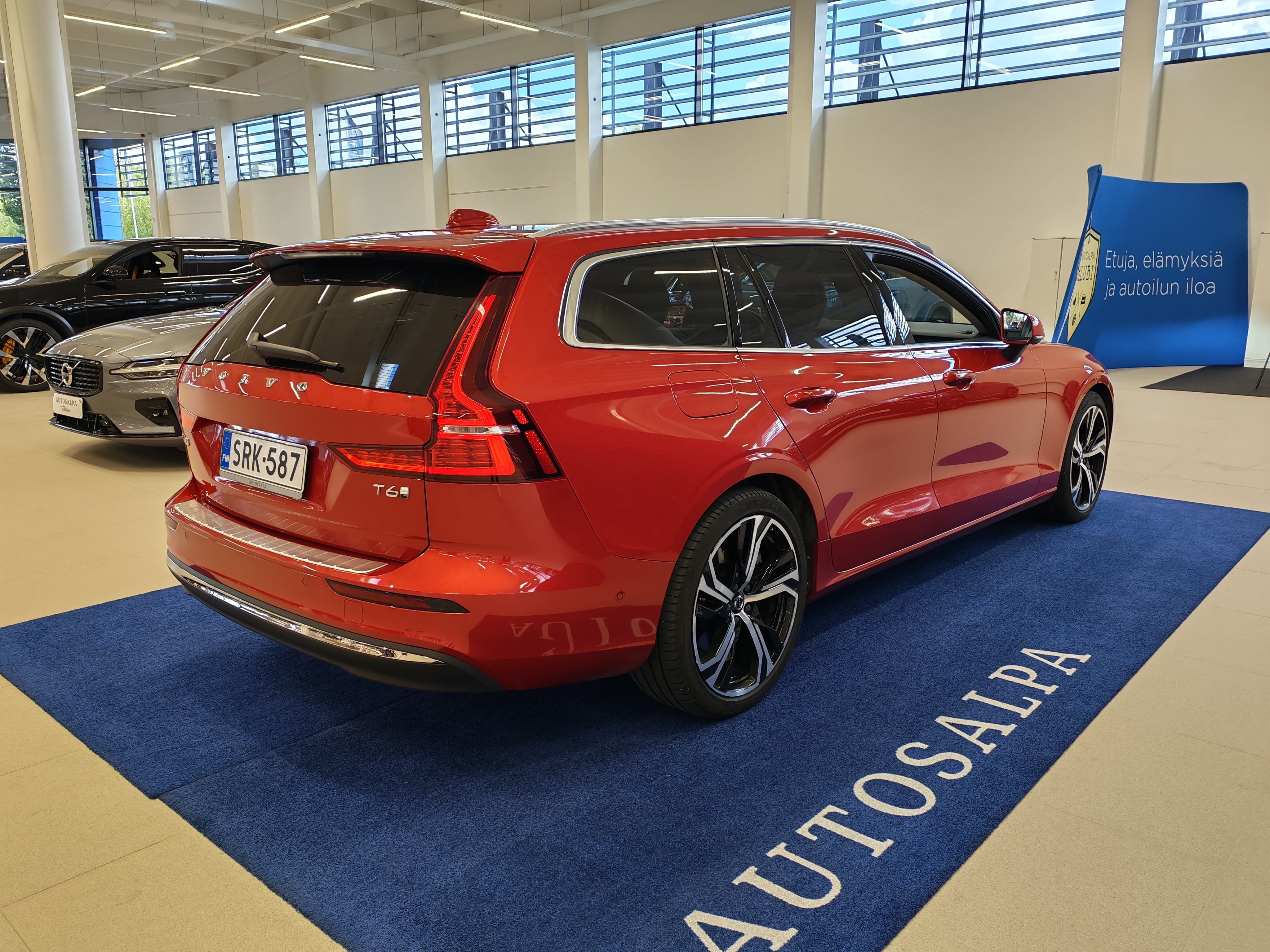 Volvo V60 2025, kuva 2/23