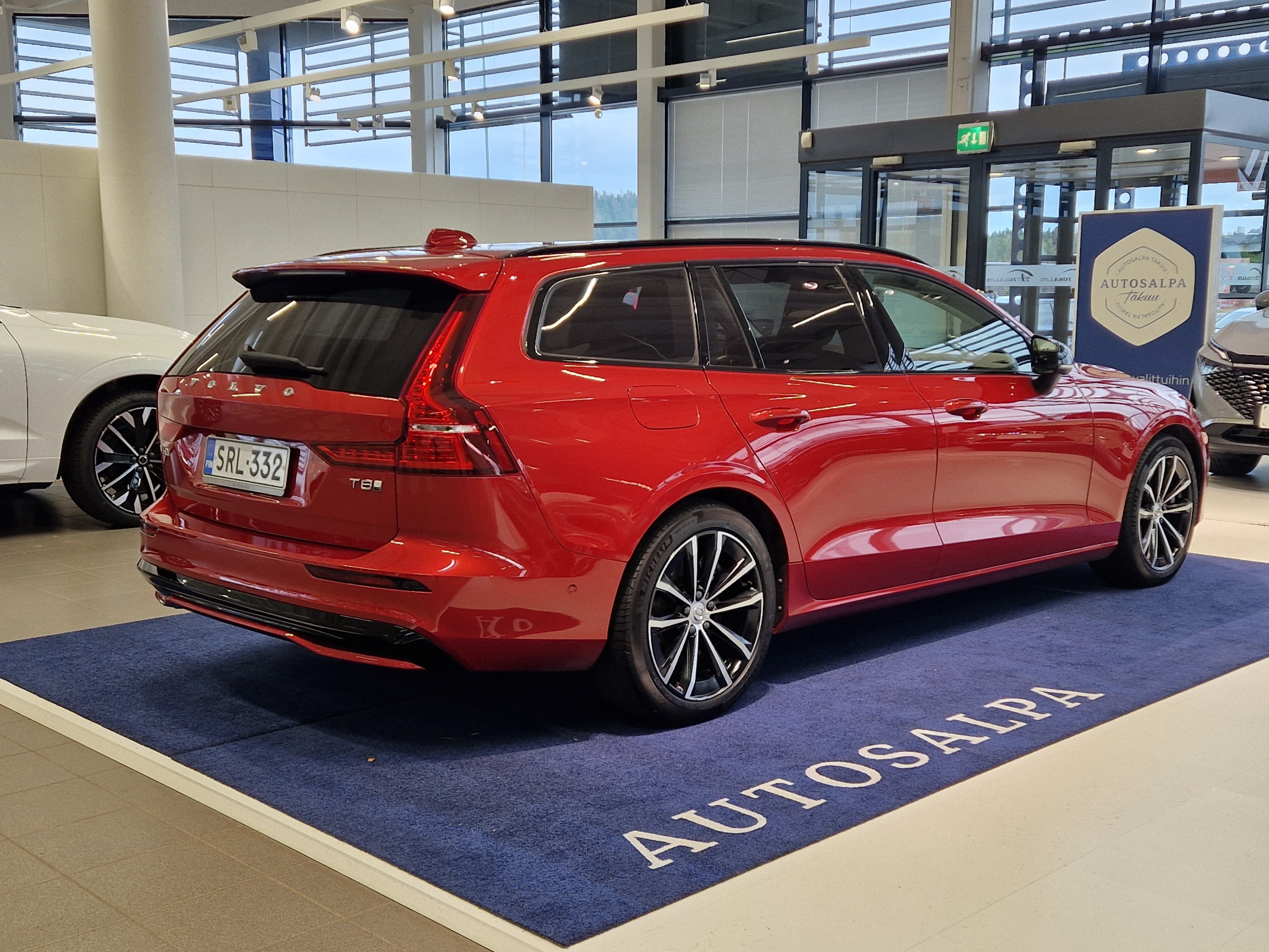 Volvo V60 2025, bild 2/23