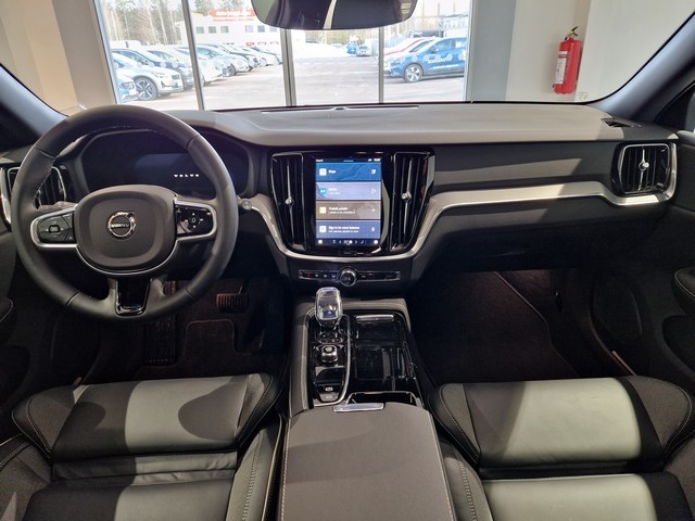 Volvo V60 T6 AWD LONG RANGE PLUS DARK AUT.