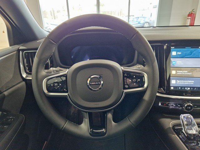 Volvo V60 T6 AWD LONG RANGE PLUS DARK AUT.