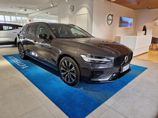 Volvo V60 T6 AWD LONG RANGE PLUS DARK AUT