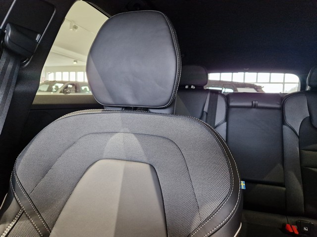 Volvo V60 T6 AWD LONG RANGE PLUS DARK AUT.