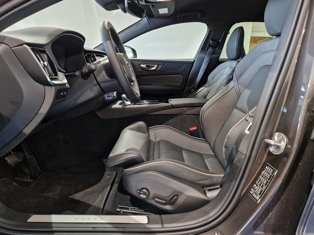Volvo V60 T6 AWD LONG RANGE PLUS DARK AUT.