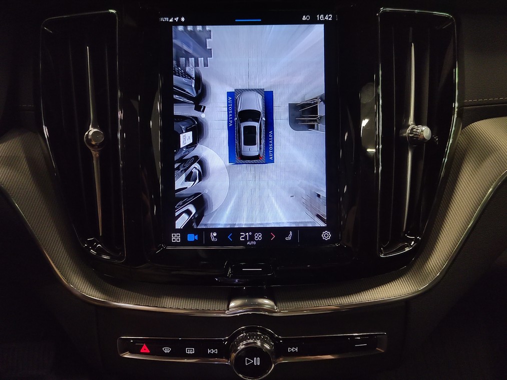 Volvo XC60 T8 AWD LONG RANGE ULTRA DARK