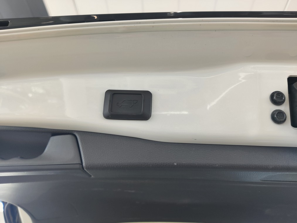 Toyota RAV4 2,5 HYBRID STYLE