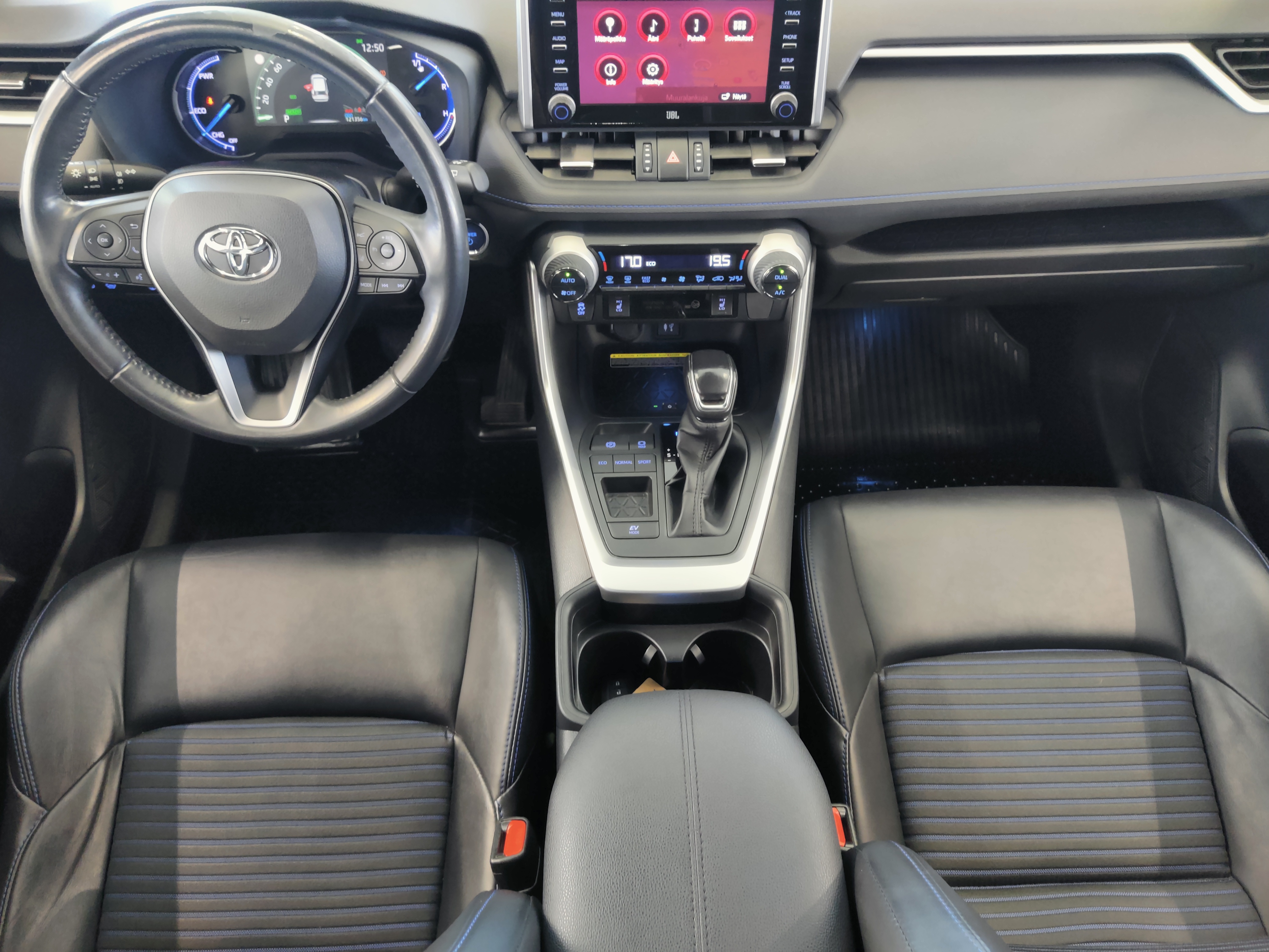 Toyota RAV4 2,5 HYBRID STYLE