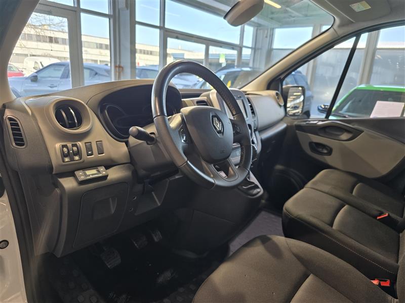 Renault TRAFIC DCI 125 TWINTURBO L2H1 6,0 M3 NAVI EDITION