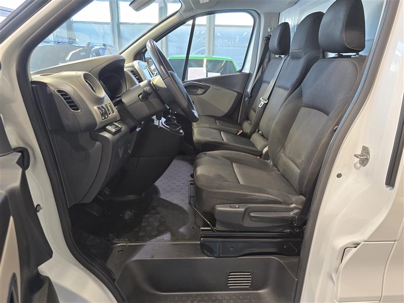 Renault TRAFIC DCI 125 TWINTURBO L2H1 6,0 M3 NAVI EDITION