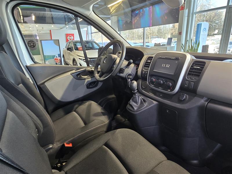 Renault TRAFIC DCI 125 TWINTURBO L2H1 6,0 M3 NAVI EDITION