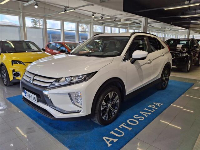 mitsubishi ECLIPSE CROSS 1,5 MIVEC INFORM MT 2WD