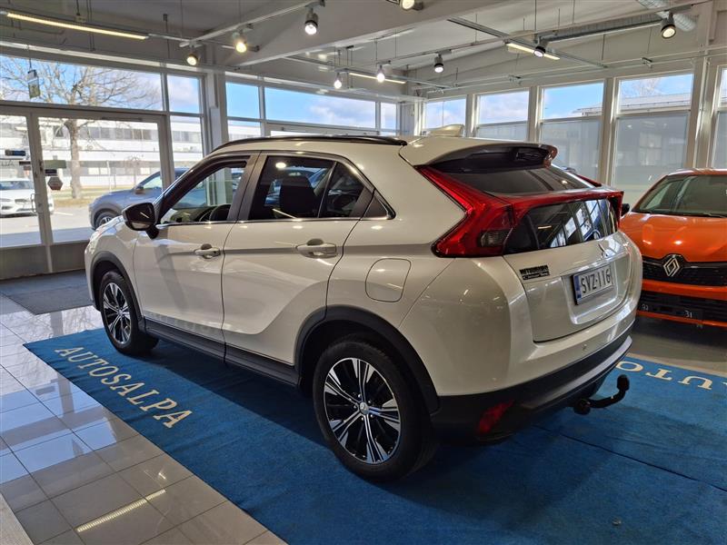 Mitsubishi ECLIPSE CROSS 1.5 MIVEC INFORM MT 2WD