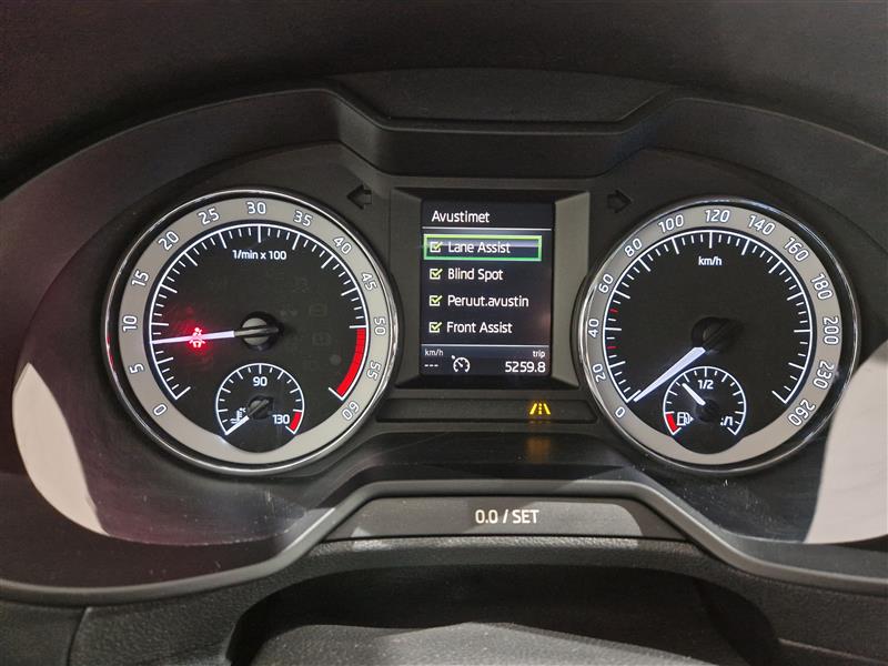 Skoda OCTAVIA COMBI 2,0 TDI 184 4X4 SCOUT DSG AUTOM.