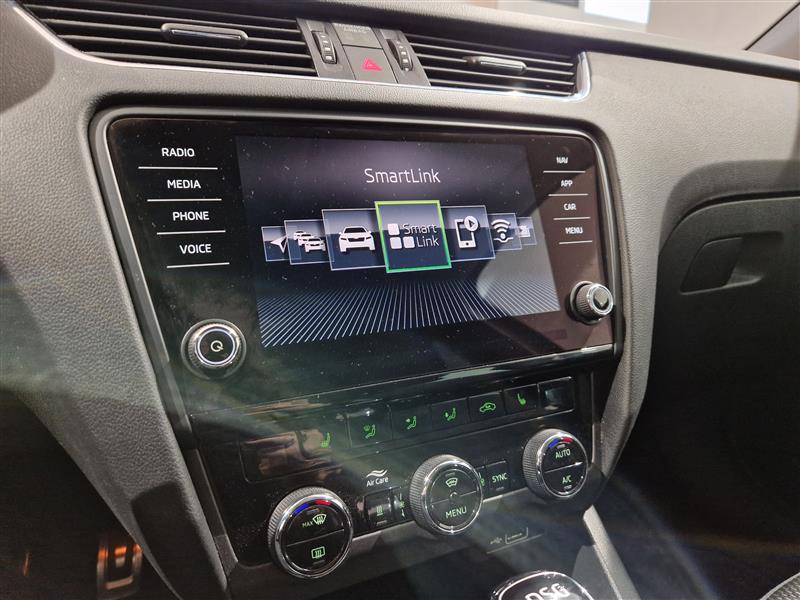 Skoda OCTAVIA COMBI 2,0 TDI 184 4X4 SCOUT DSG AUTOM.