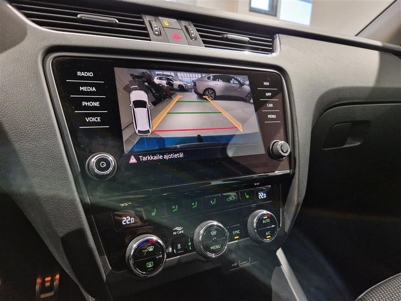 Skoda OCTAVIA COMBI 2,0 TDI 184 4X4 SCOUT DSG AUTOM.