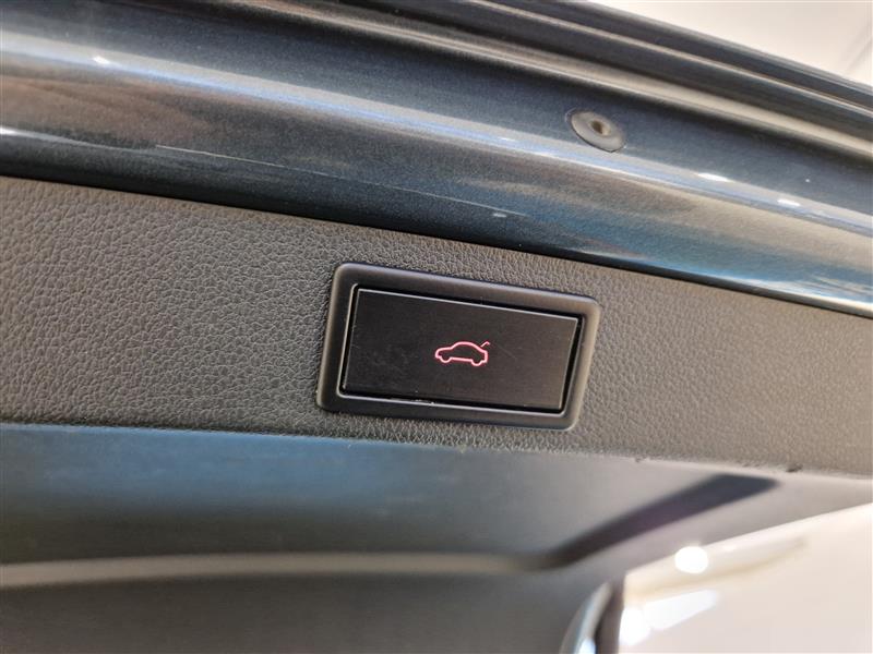 Skoda OCTAVIA COMBI 2,0 TDI 184 4X4 SCOUT DSG AUTOM.