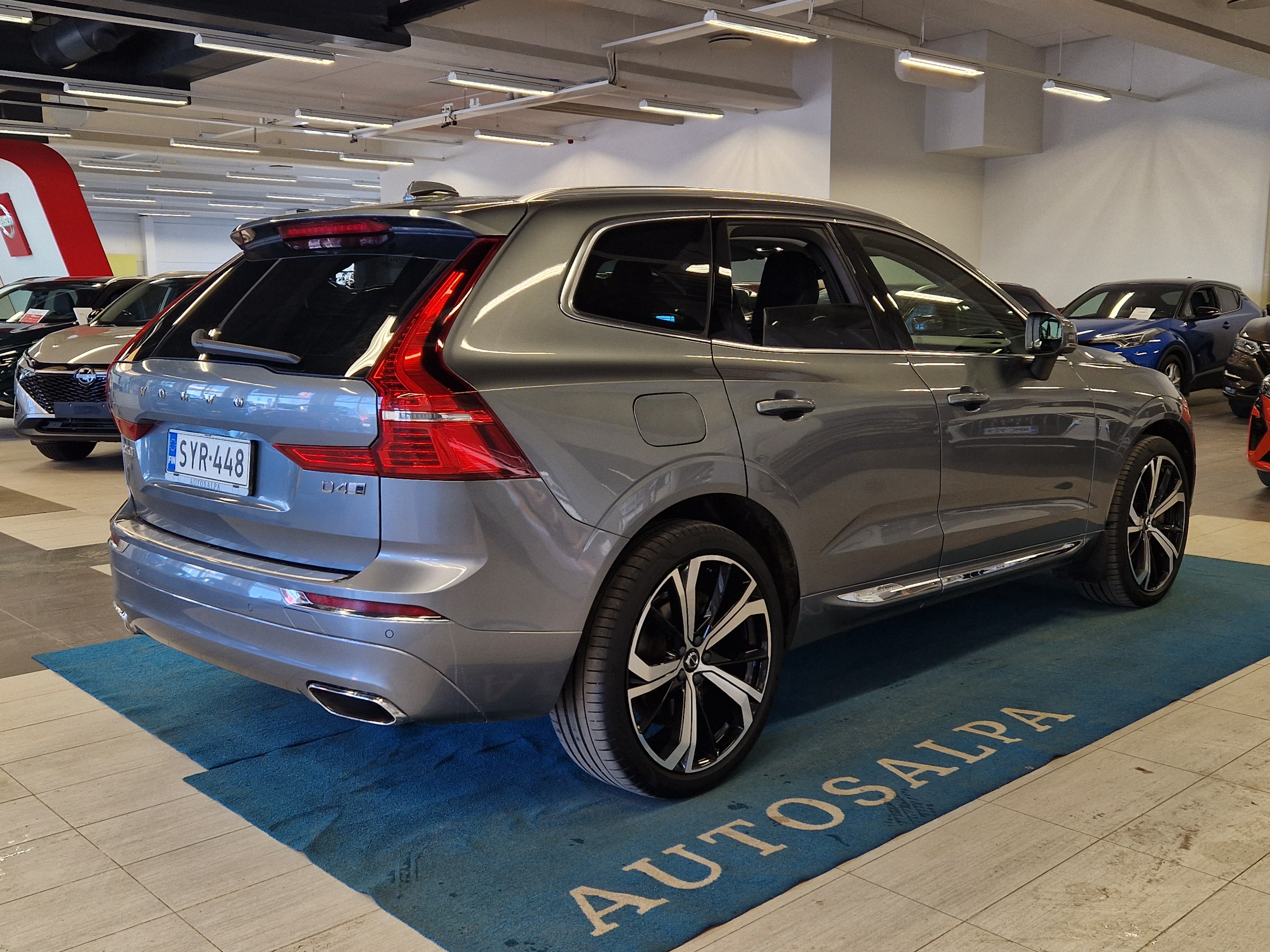 Volvo XC60 2019, kuva 3/18