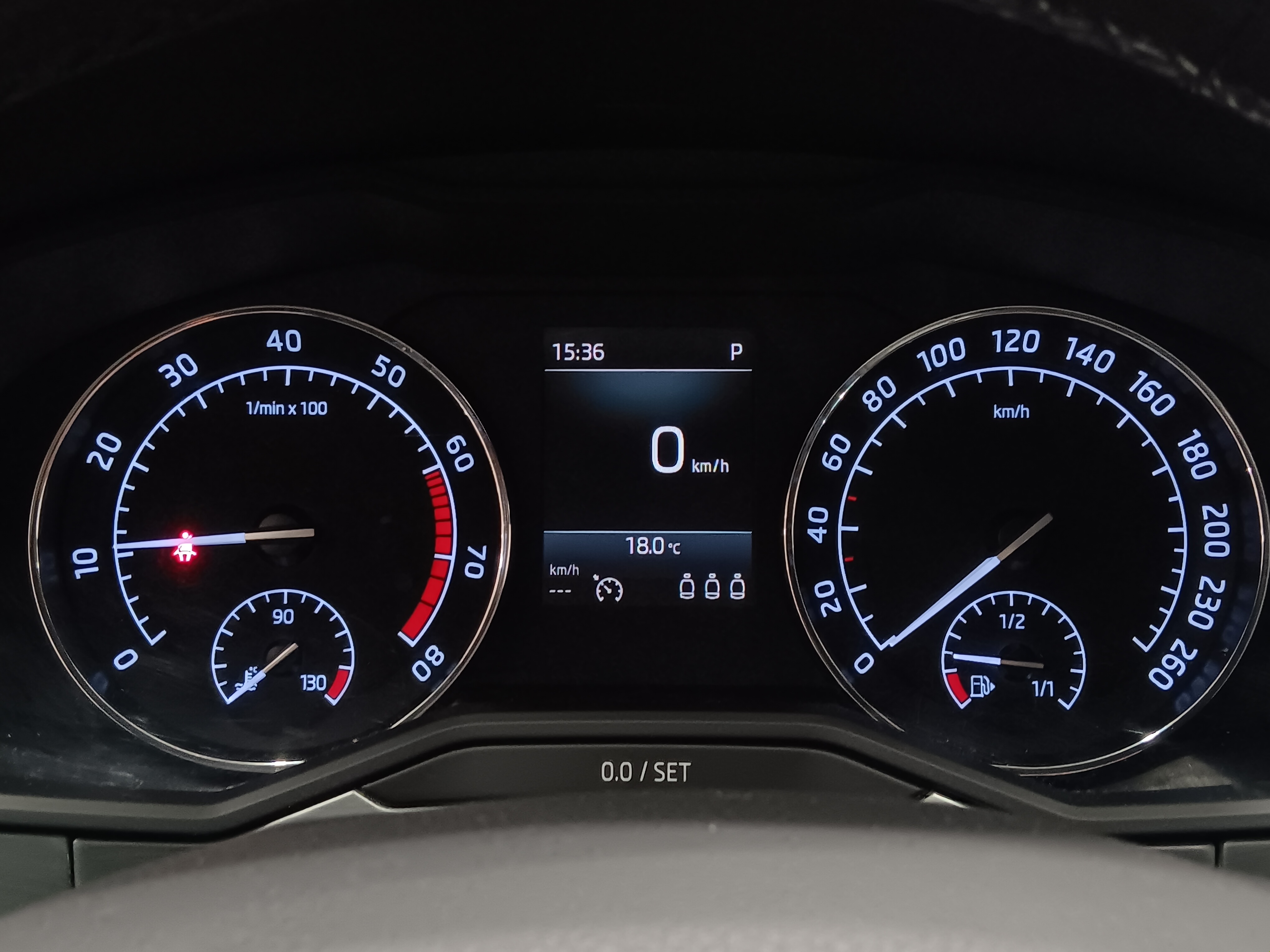 Skoda SUPERB COMBI 1,5 TSI ACT AMBITION BUSINESSLINE DSG AUTOM.