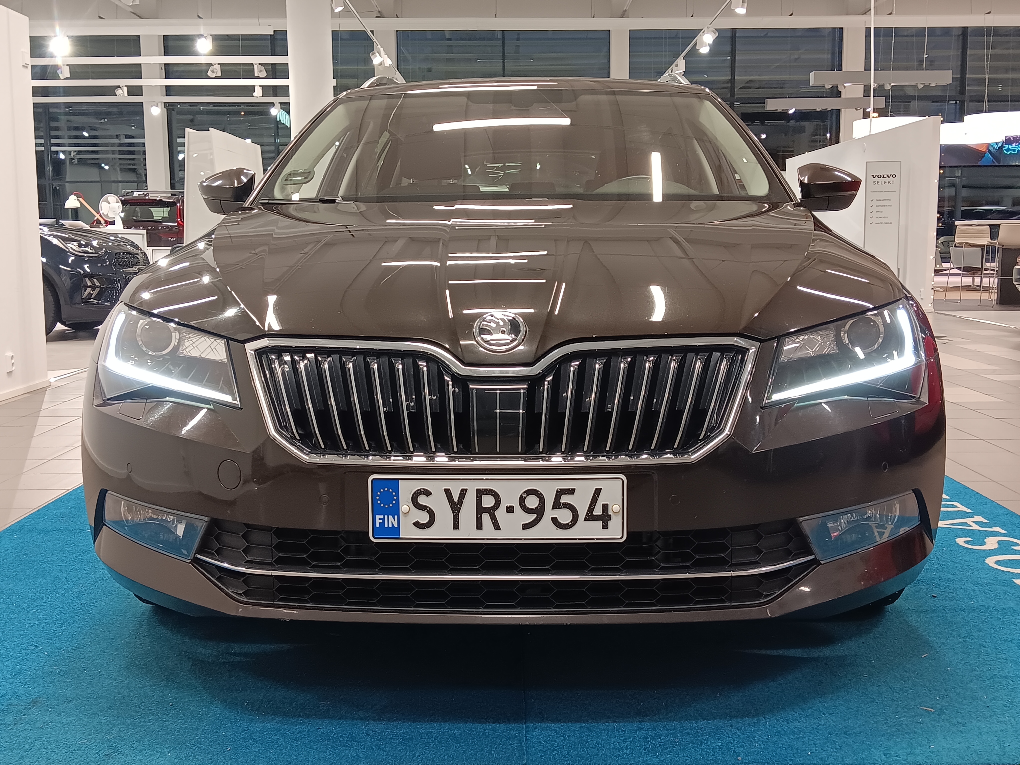 Skoda SUPERB COMBI 1,5 TSI ACT AMBITION BUSINESSLINE DSG AUTOM.