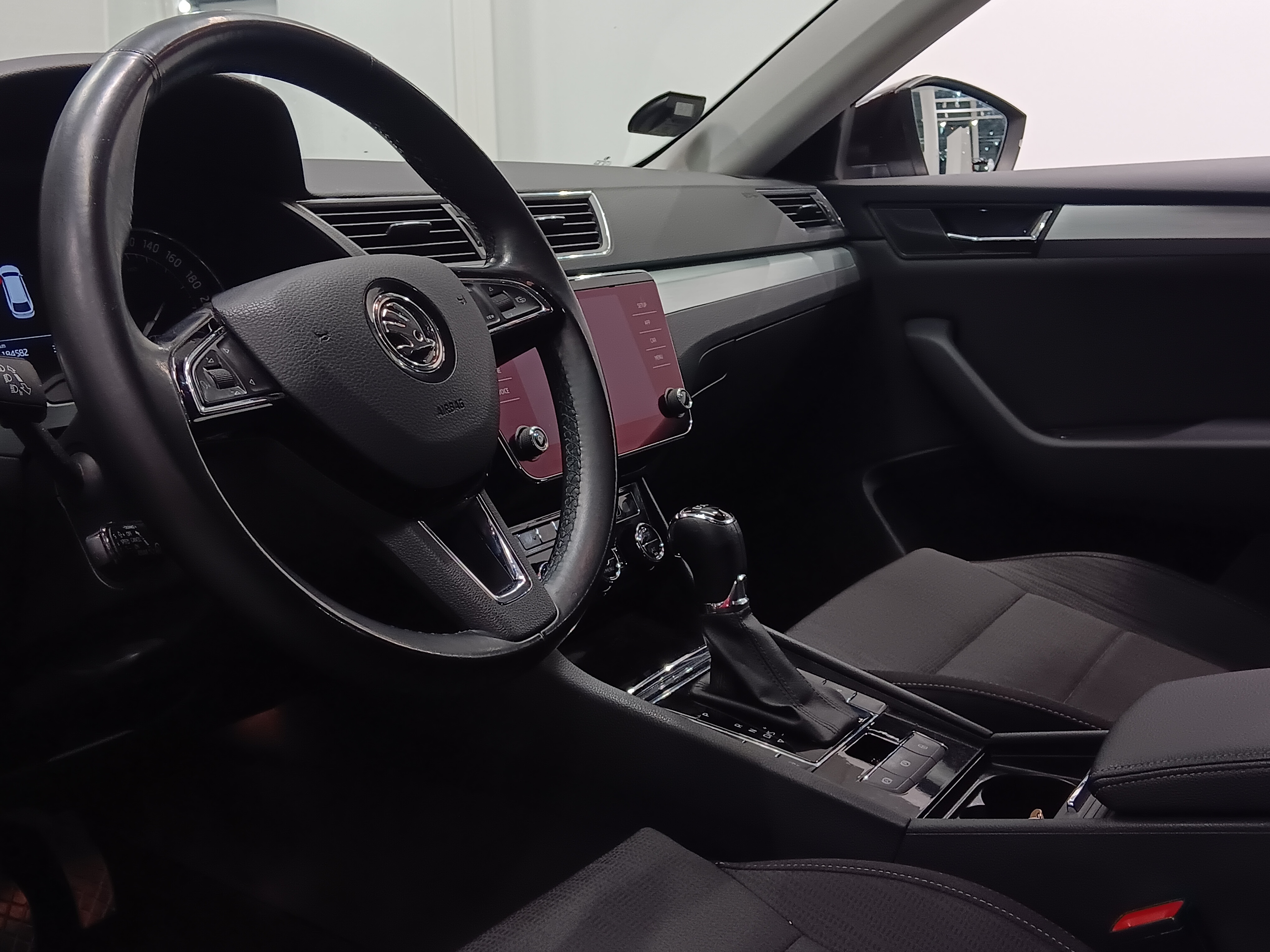 Skoda SUPERB COMBI 1,5 TSI ACT AMBITION BUSINESSLINE DSG AUTOM.