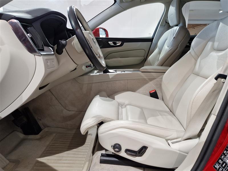 Volvo XC60 2019, bild 7/28