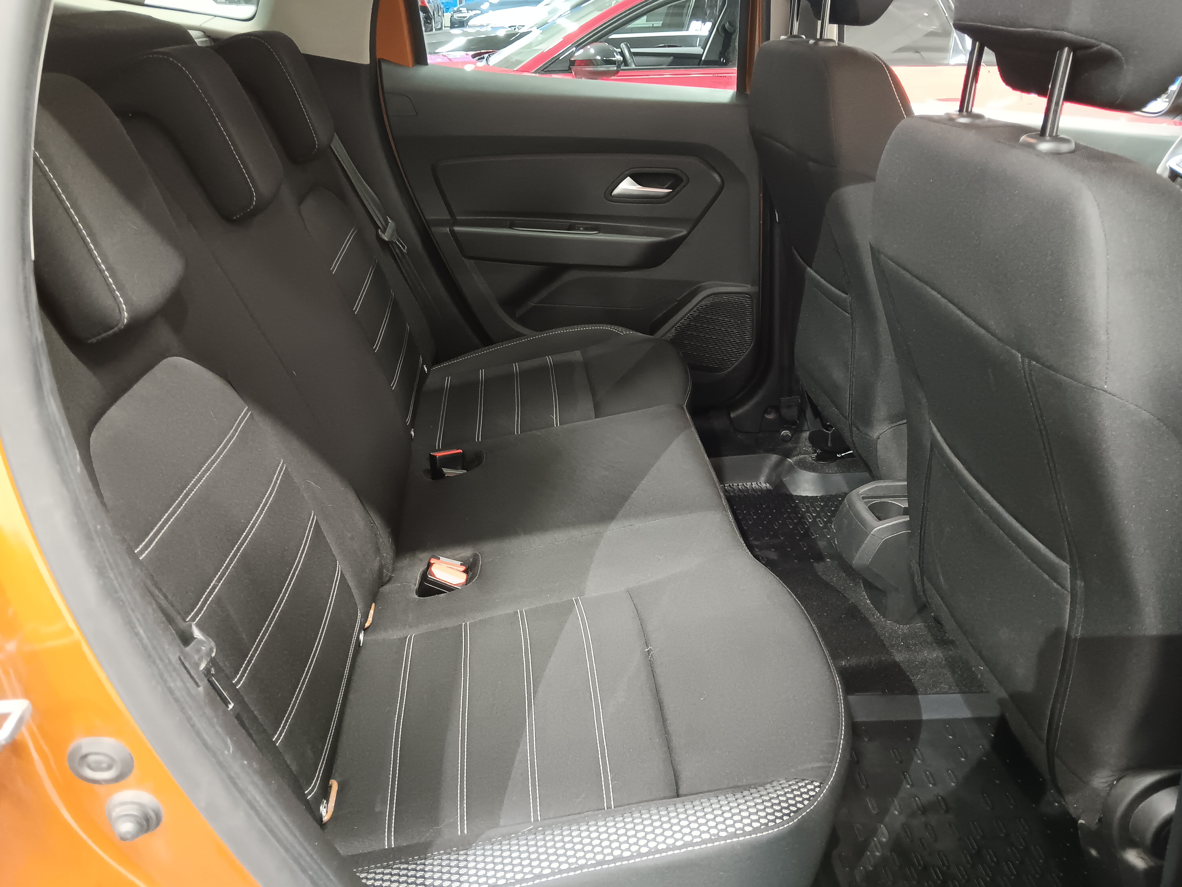 Dacia DUSTER TCE 150 4X4 PRESTIGE TAKUU 12KK/20TKM