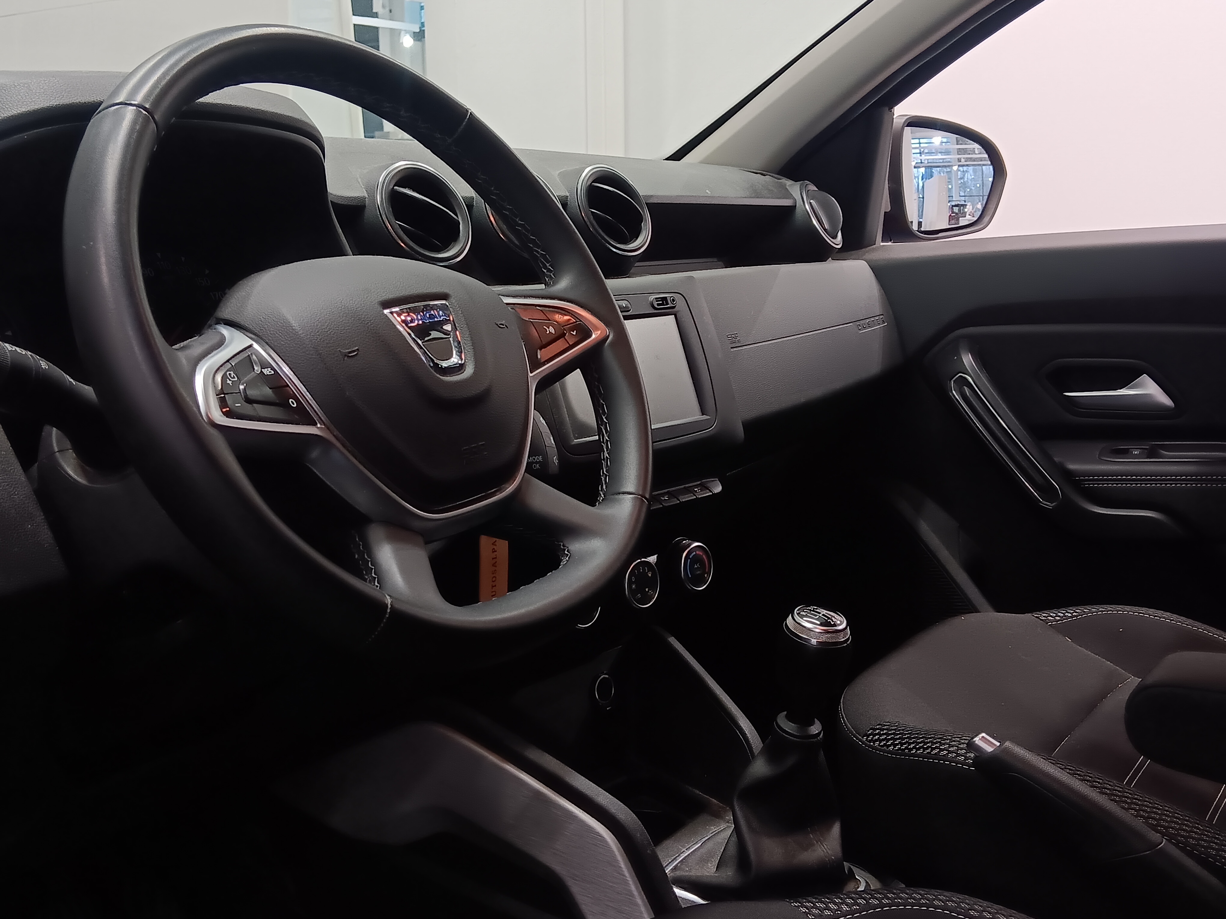 Dacia DUSTER TCE 150 4X4 PRESTIGE TAKUU 24KK/40TKM